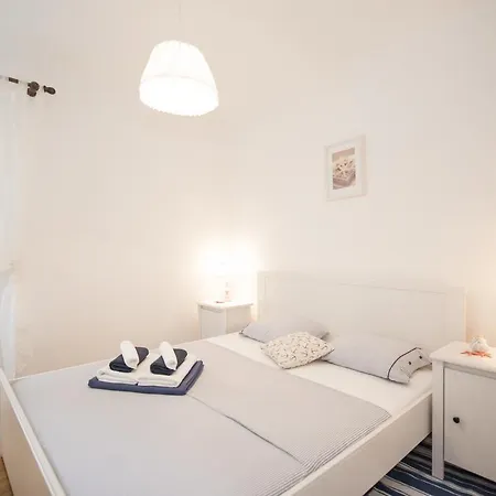 Maritimo Apartment *